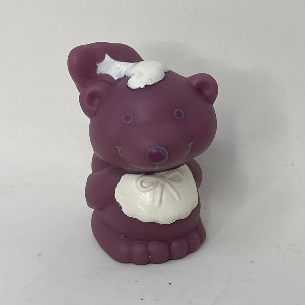 Vintage 1982 Strawberry Shortcake AGC Souffle Skunk Pet PVC Figurine Toy 2 Inch